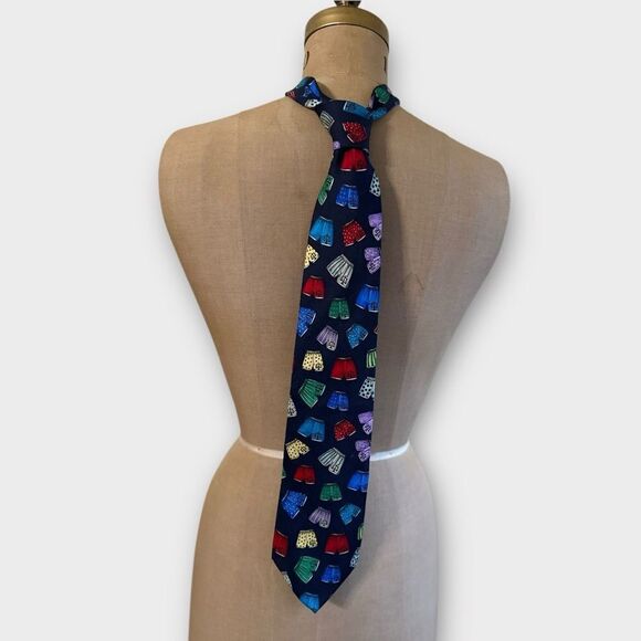 Legal Briefs Silk Necktie from Allyn Neckwear - Picture 4 of 8